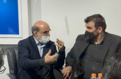 رئیس هلدینگ خلیج فارس در غرفه اتحادیه صنایع پایین دست پتروشیمی