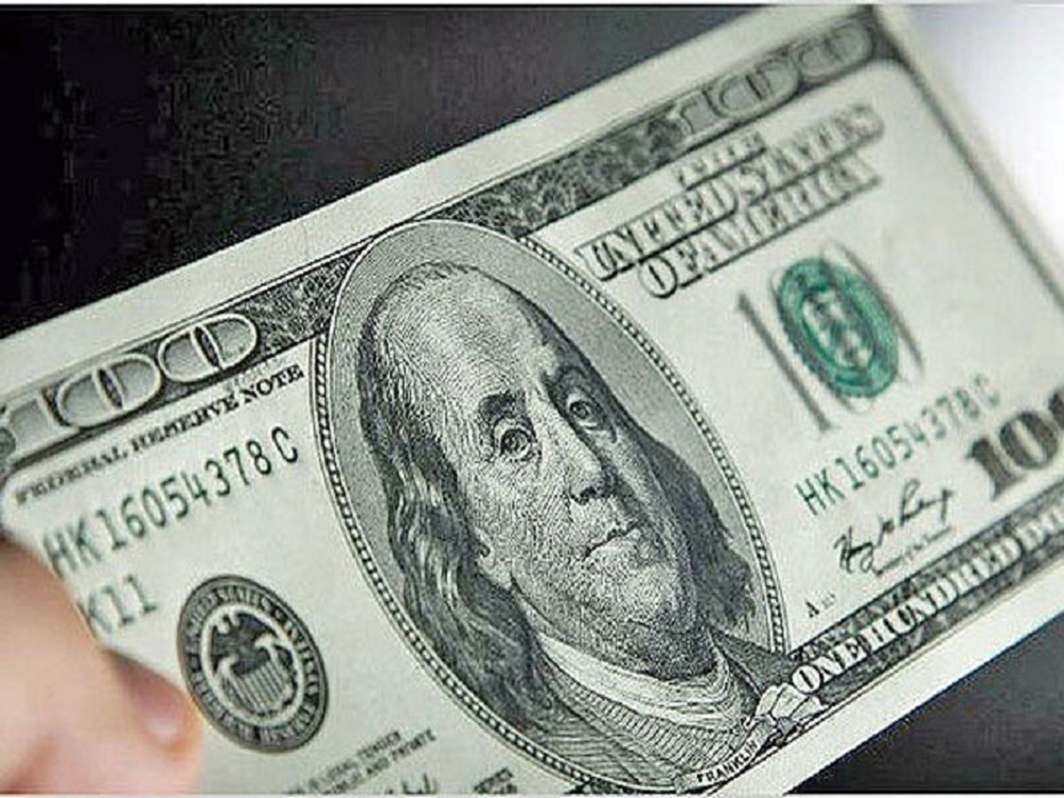 دلار آمریکا به ۴۱ هزار و ۲۶۲ تومان رسید
