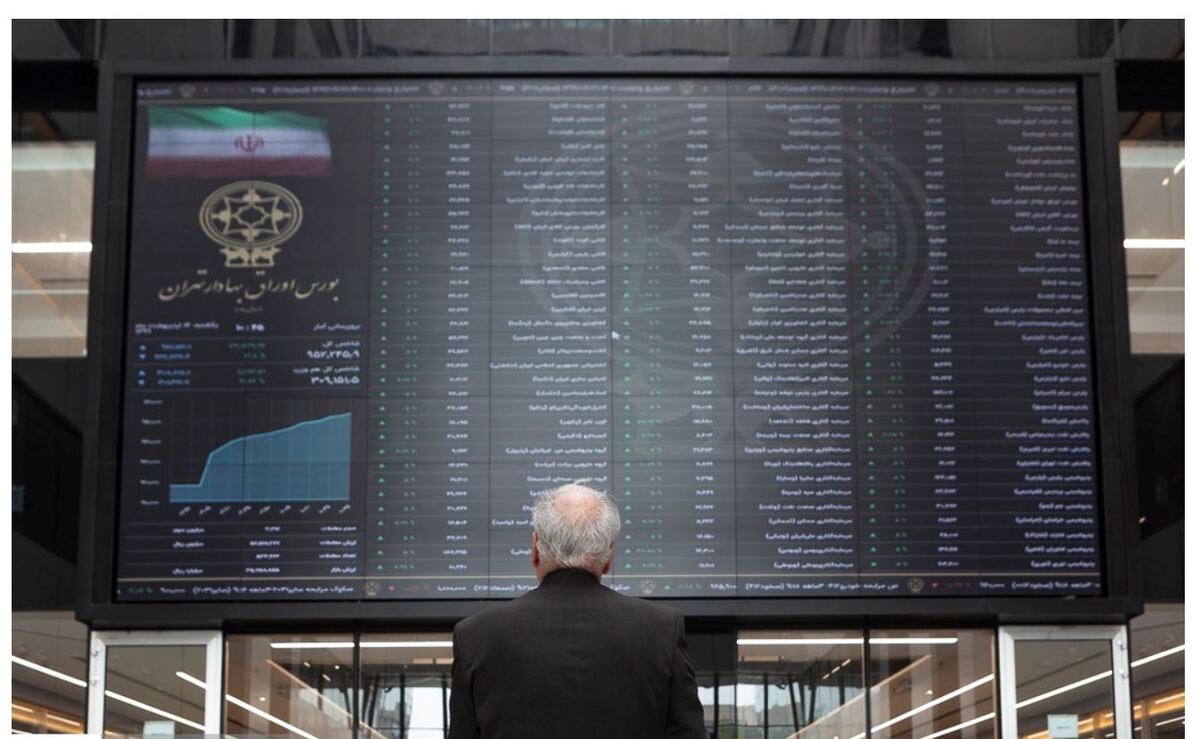 پیشبینیناپذیری متغیرهای سیاسی و اقتصادی بازار را تحت فشار گذاشت/ بازار سهام در انتظار شفافیت و ثبات متغیرهای کلان پیشبینیناپذیری متغیرهای سیاسی و اقتصادی بازار را تحت فشار گذاشت/ بازار سهام در انتظار شفافیت و ثبات متغیرهای کلان