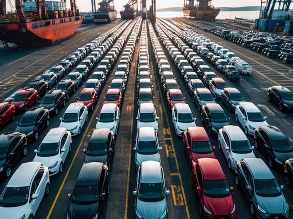 امکان برداشت پولهای مسدودی متقاضیان خودروهای وارداتی امکان برداشت پولهای مسدودی متقاضیان خودروهای وارداتی